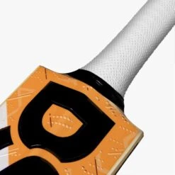 2023 DSC Krunch 330 Junior Cricket Bat -Cricket Clothing Shop dsc crcket bat english willow krunch 5000 4 1 1